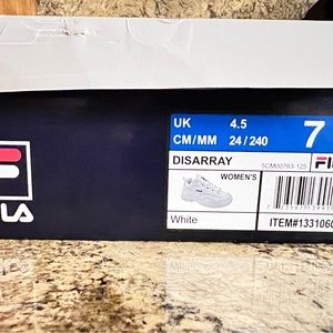 Semi used Fila tennis shoes, women, size 7 in box